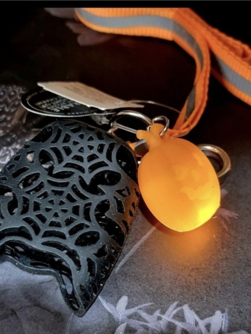 B&BW Halloween Web Lattice w/ LED Pumpkin Lanyard Pocketbac & Holder Bag Charm